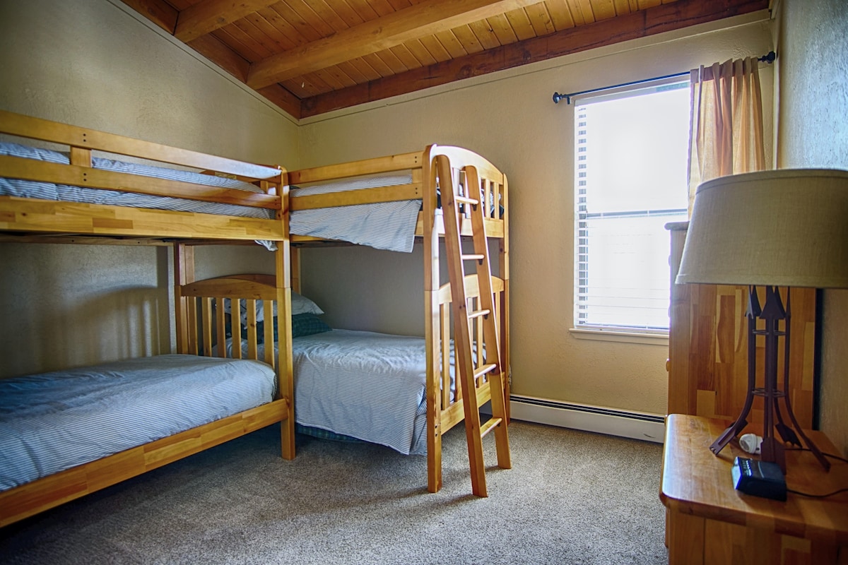Druhá spálňa s 2 poschodovými posteľami