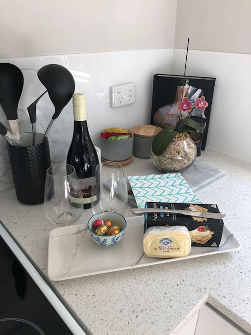 Tasmanian products for your use. Wine cheese and biscuits