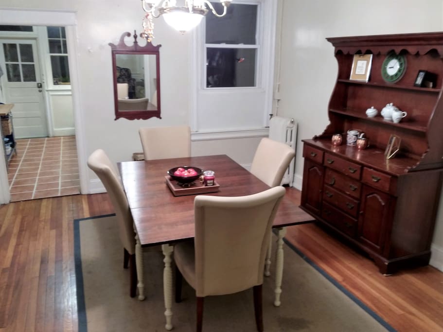 Dining room looking into kitchen