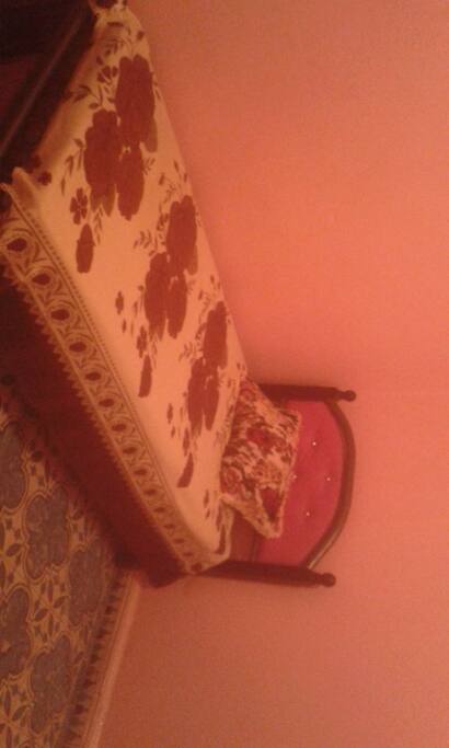 one bed in this room