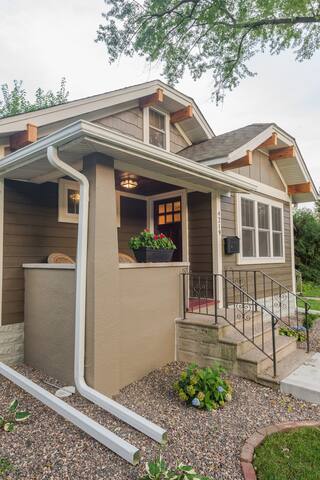 Longfellow Taphaus convenient to MSP and Downtown