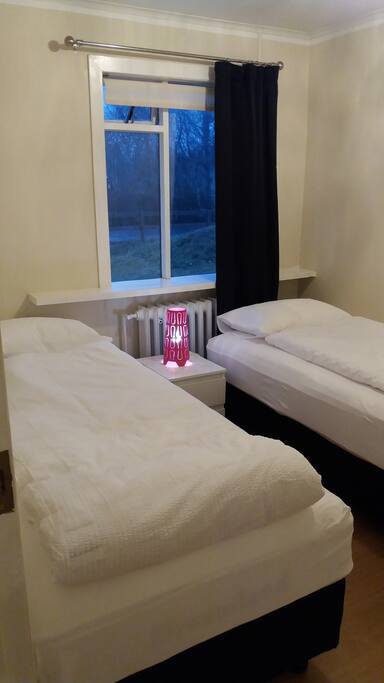 Bedroom 2, 2 bed 90x200