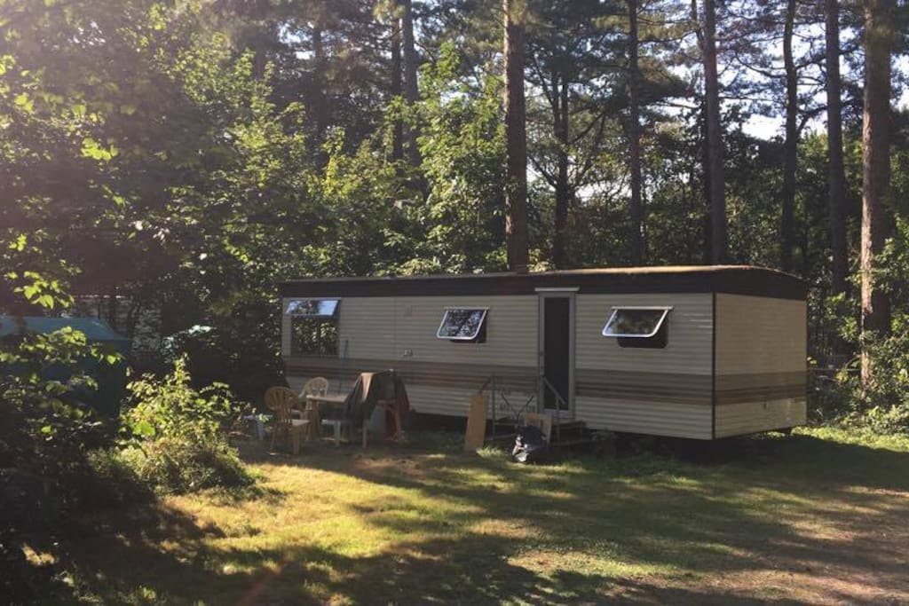 Ext. Caravan