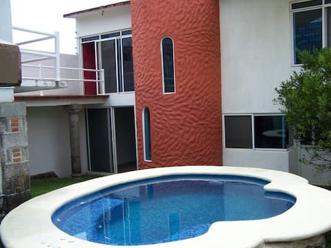 Casa en Cuernavaca con Jacuzzi/alberca
