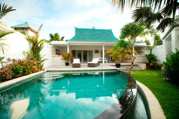 Lovely Villa Aquarama 2. Two Bdrs - Sanur.