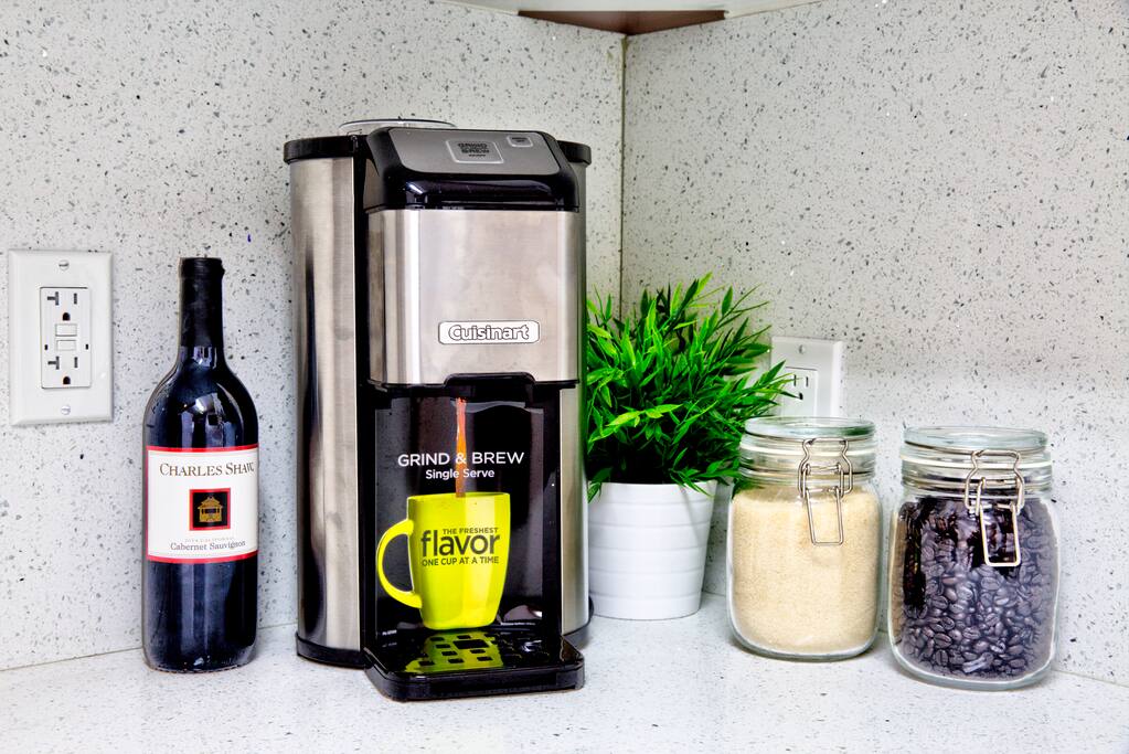 coffee machine, grind & brew