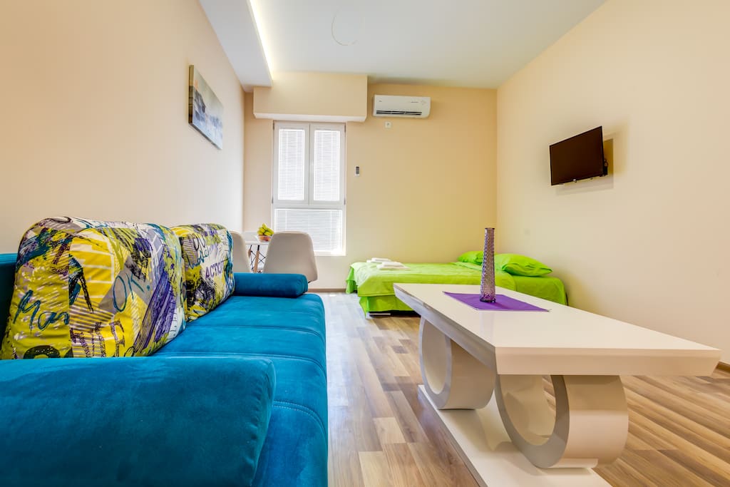 There is space for accommodation of up to 4 people at our apartments. One double bed is always prepared for those who feel lazy to make it every day. For those who are not that lazy, there is a sofa. Linens and towels in private bathroom are changed regularly.