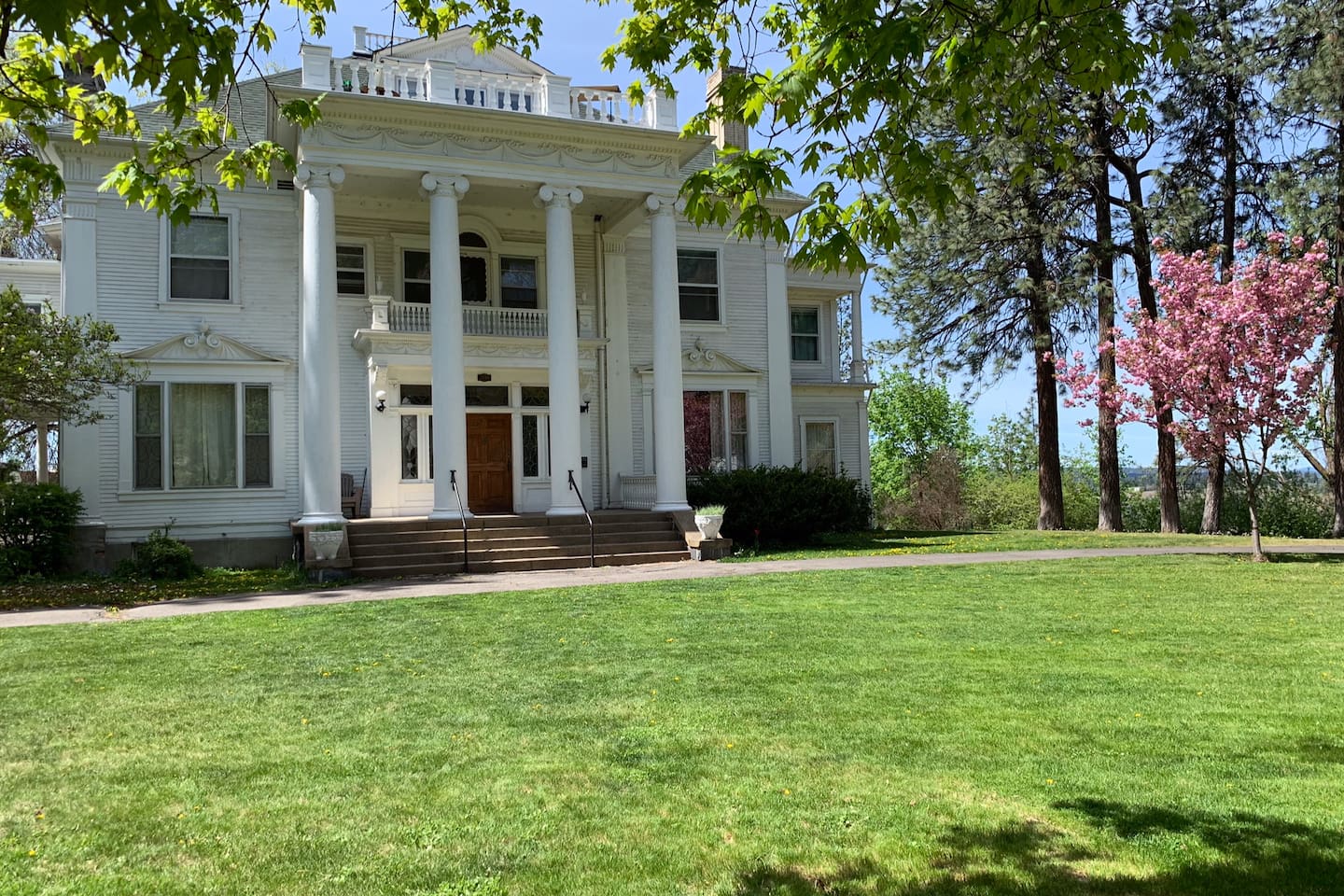 Garden Apartment In Historical Home Apartments For Rent In Spokane