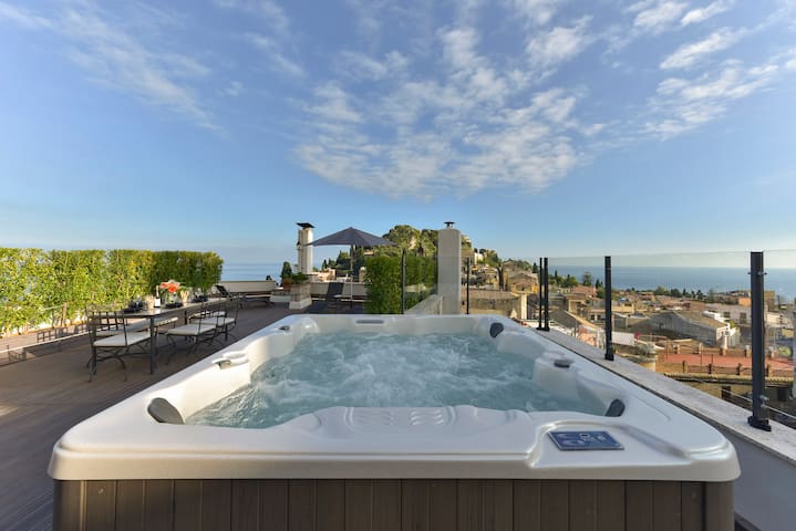 Airbnb Taormina Vacation Rentals Places To Stay