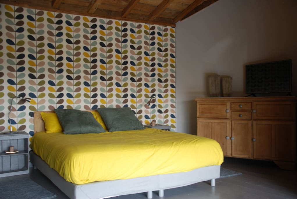 La chambre jaune - lit 160
