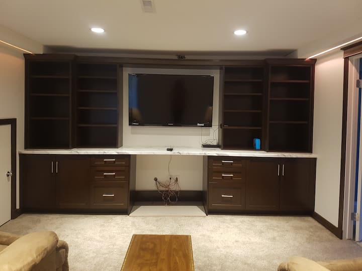 Roku TV je postavljen tako da možete uživati u Netflixu, Amazonu itd.