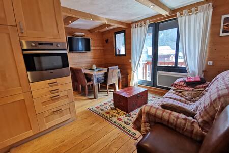 Val d'Isère town 60m2 - WIFI - CAR PARK