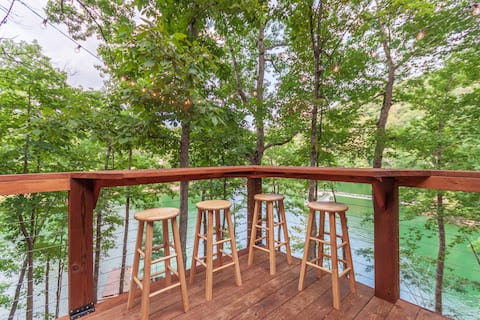 Private Lakefront Cabin within 4 Miles of I-75
