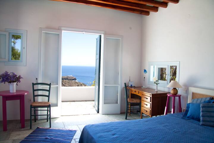 Beautiful and peaceful Villa Alexia, Sifnos island gallery image 5