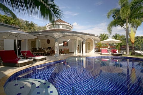 Luxurious quiet pool-villa Lotus, 7/7 maid/butler