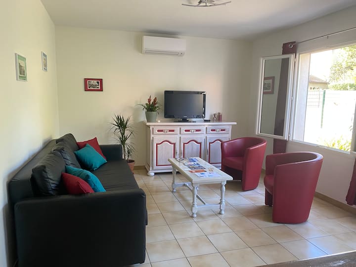 Grand T2 Avec Stationnement Dans Jardin Privé - Six-Fours-les-Plages