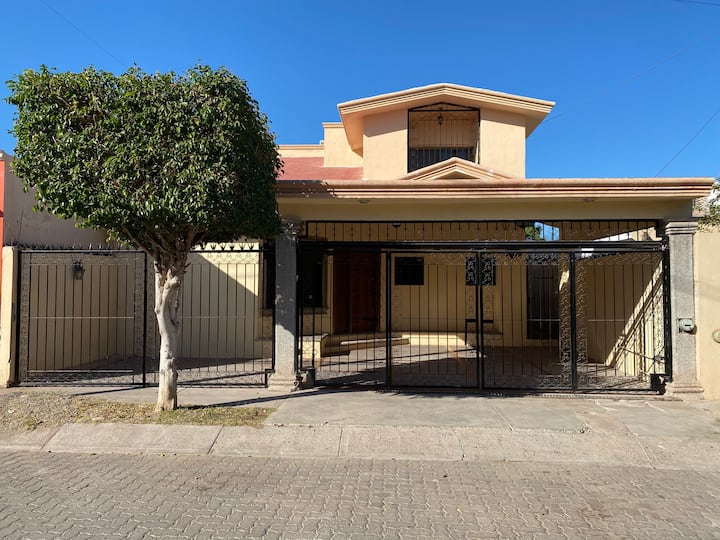 House in Villa Itson development, 6 bedrooms with pool