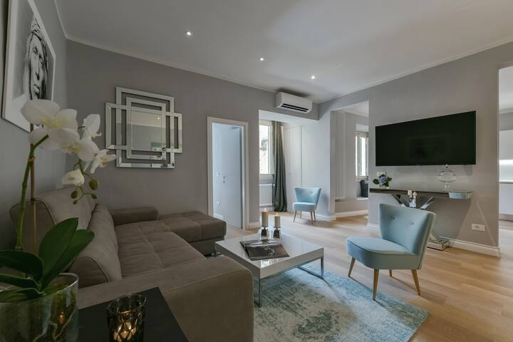 Ponte Vecchio DeLuxe – 2 Bedroom 2 Bathroom gallery image 5