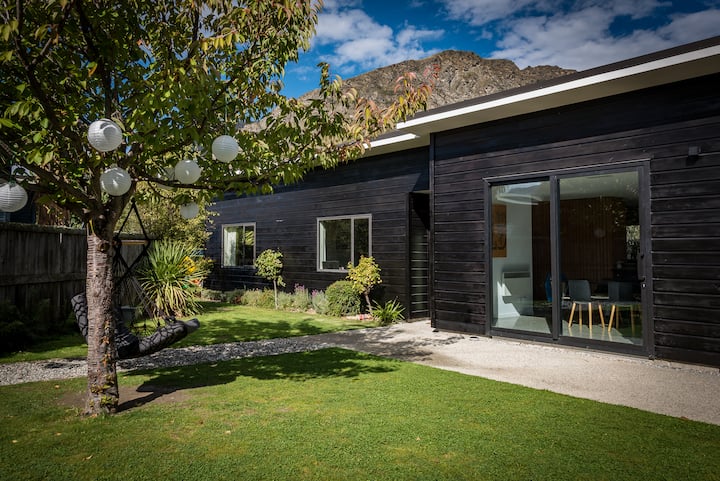 Modern, Stylish Home At The Bottom Of Coronet Peak - Queenstown