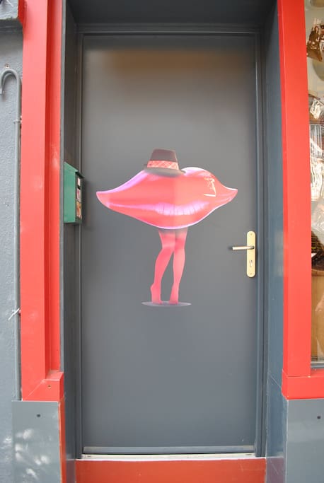 porte d'entrée sur rue de la Résistance