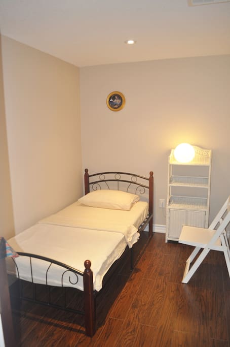 Single Rooms