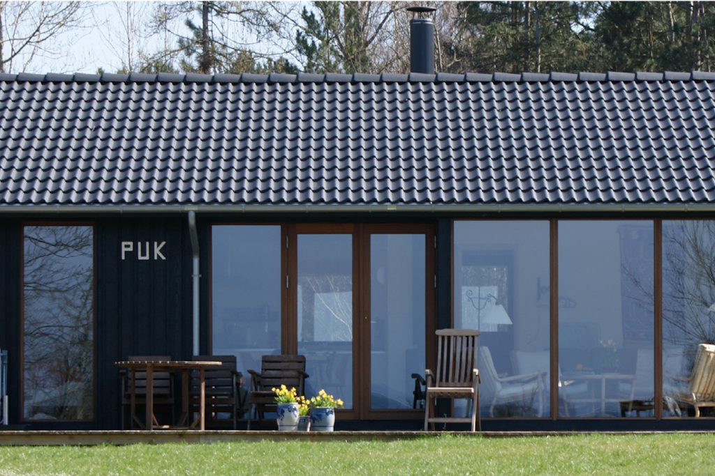 Huset set fra haven.