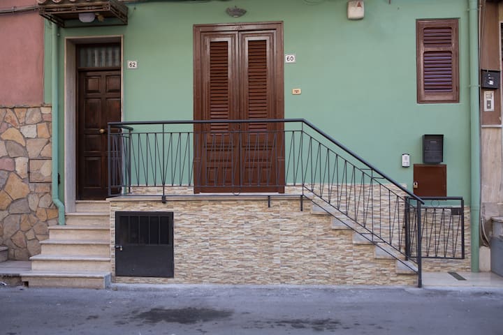 Casa vacanze Belmonte Mezzagno (PA)