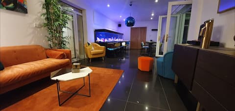 Lux Farmhouse Ensuite Breakfast Private Hot Tub SD