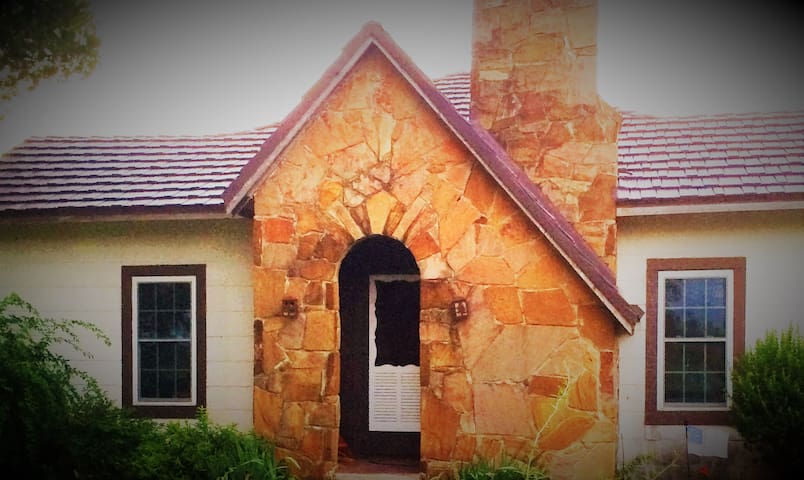 Kempf Farmhouse