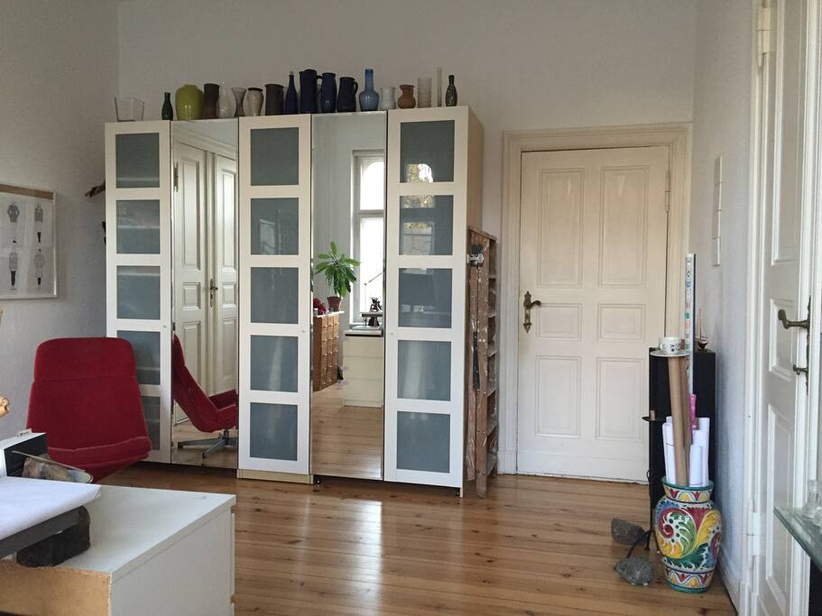 main room / working studio
