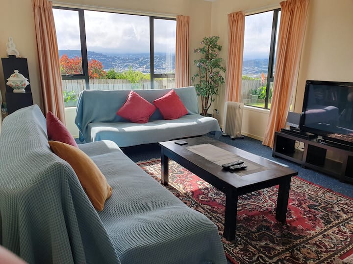 Два дивана във всекидневната 