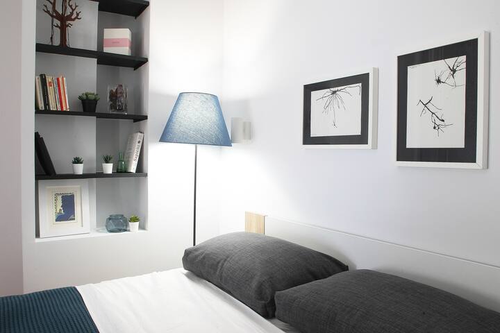 Nat’s place: Friends & Family, Thessaloniki metro gallery image 4