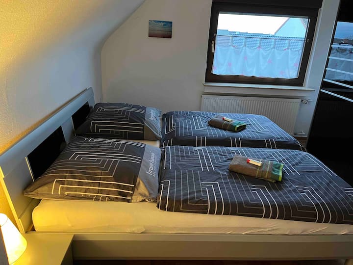 Zimmer 1 Bett 1,80x2,00