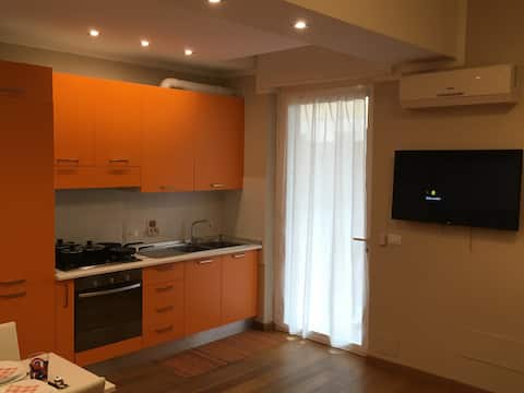 Popular Airbnb listing: Cooper Apartment 2 Boccadasse (010025-LT-0799) in Genova
