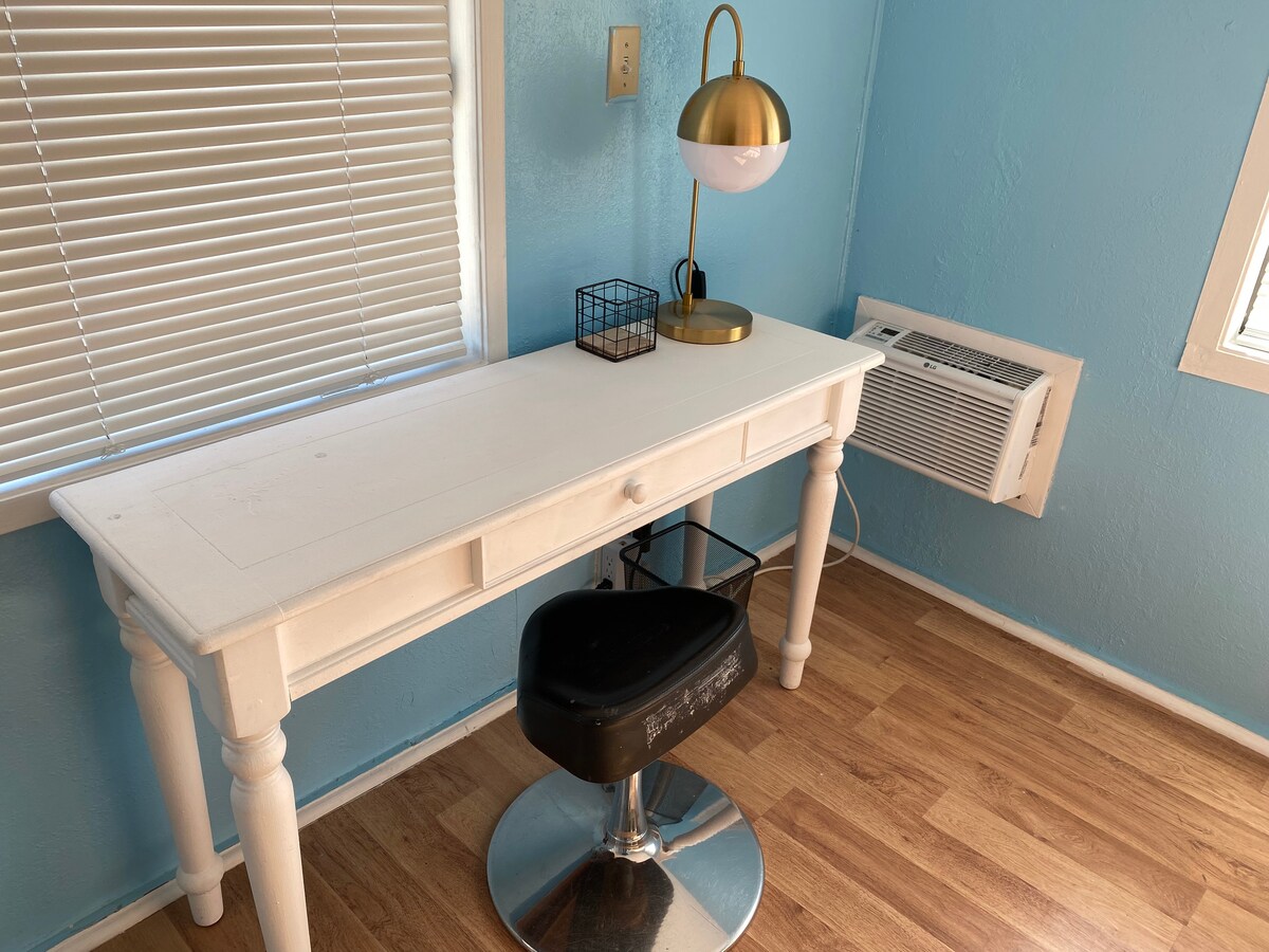 Desk in bedroom number 2