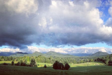 Adirondack Mountain Yurt at Blue Pepper Farm
