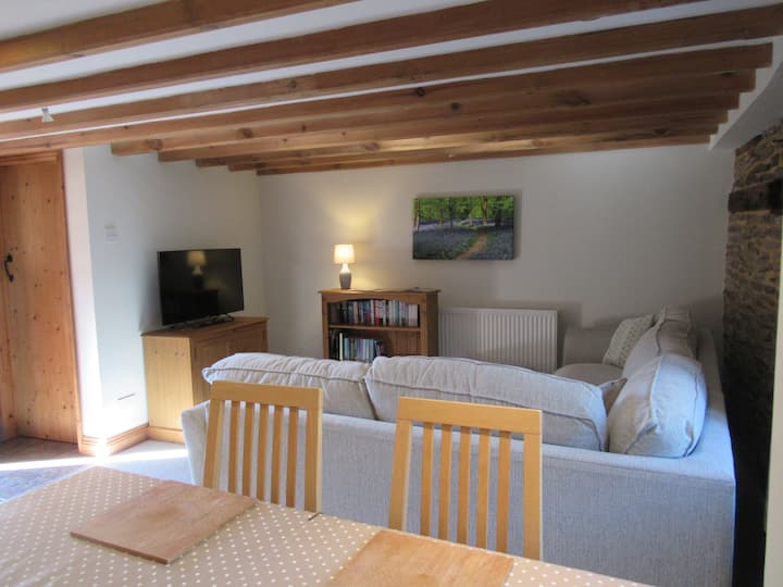 Stable Cottage, Comfortable And Cozy - Herefordshire