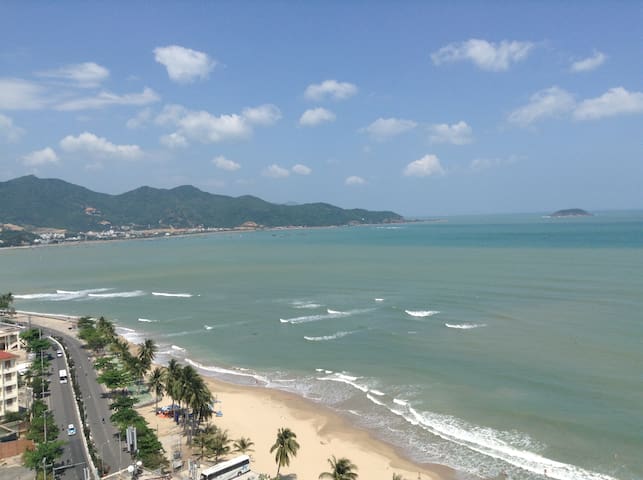 UplazaSeaview modernroom next beach 海景高档公寓近市中心近海滩