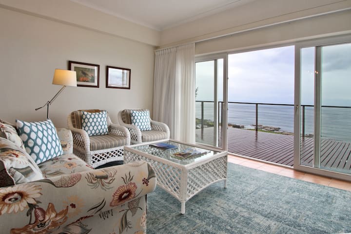 Shearwater – Amazing sea-views 2 bedroom apartment