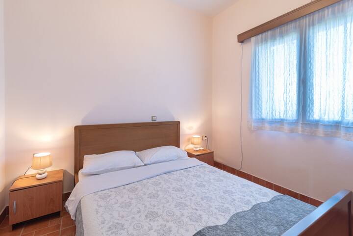 Спалня 1 с едно двойно легло