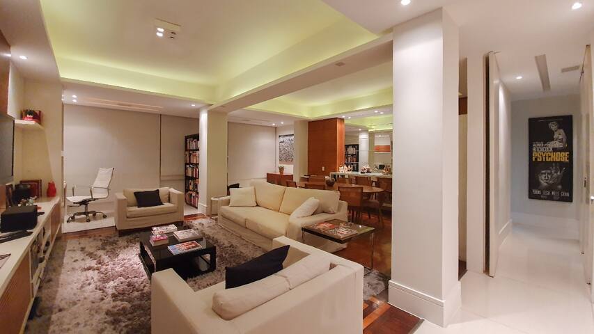 Belíssimo e confortável 2 quartos no Flamengo gallery image 2