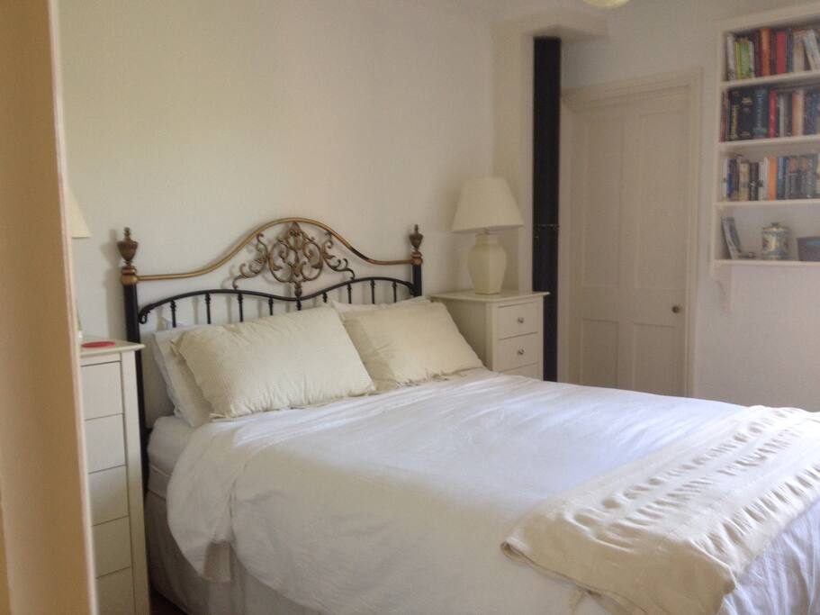 Queen Bed