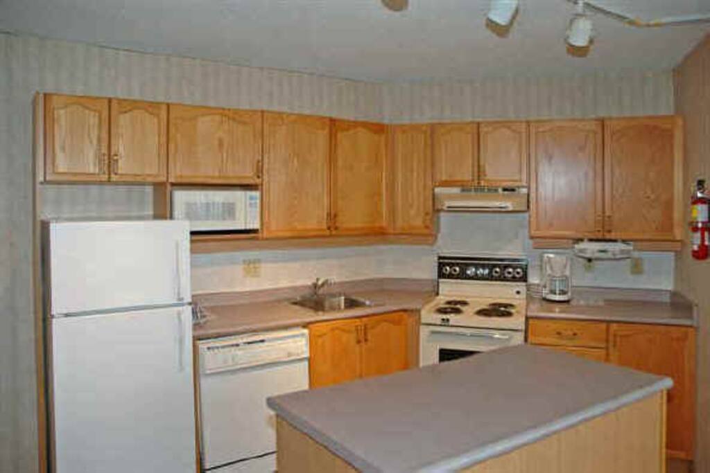 Full kitchen