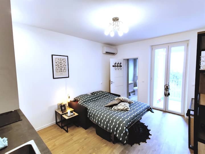 QUICK 床 140X200
更换床垫（2025年8月）15厘米HR
5秒内打开