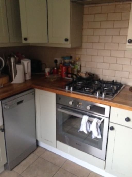 Fully equipped kitchen