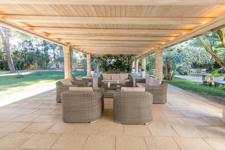 VILLA RIGGIA-MASSERIA DEL 700 VICINO AL MARE-Nardò gallery image 3