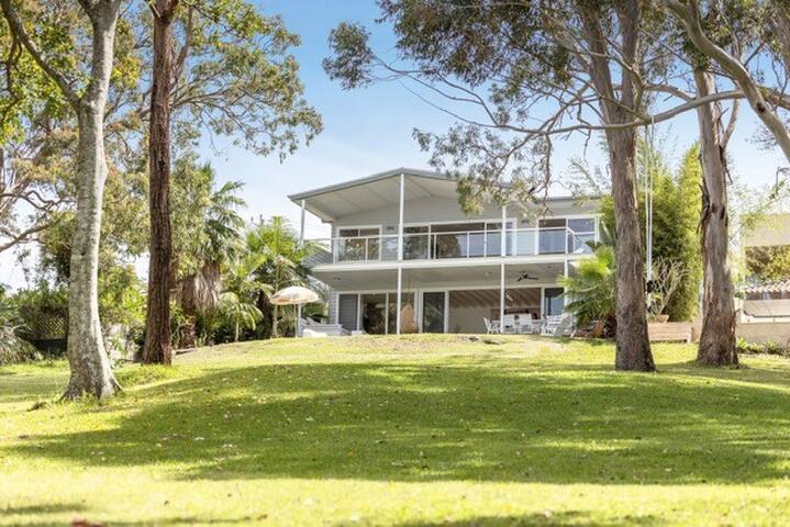 Bask at Green Point – Between the ocean & the lake gallery image 3