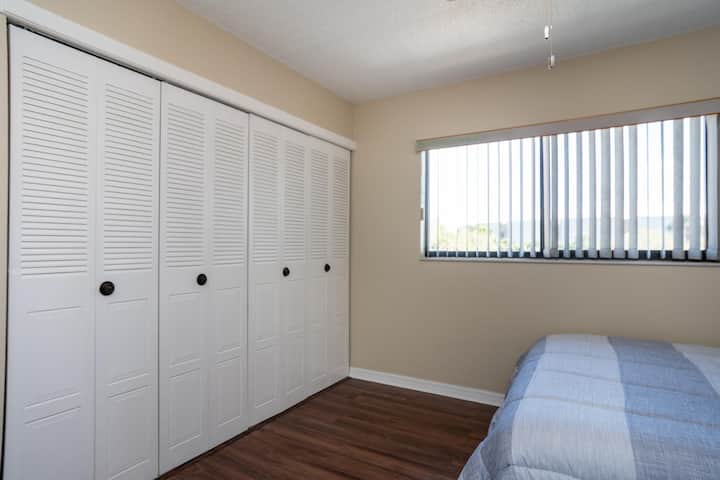 Armario grande, segundo dormitorio