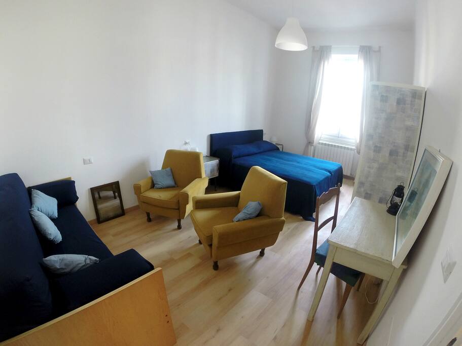 Camera / Your room