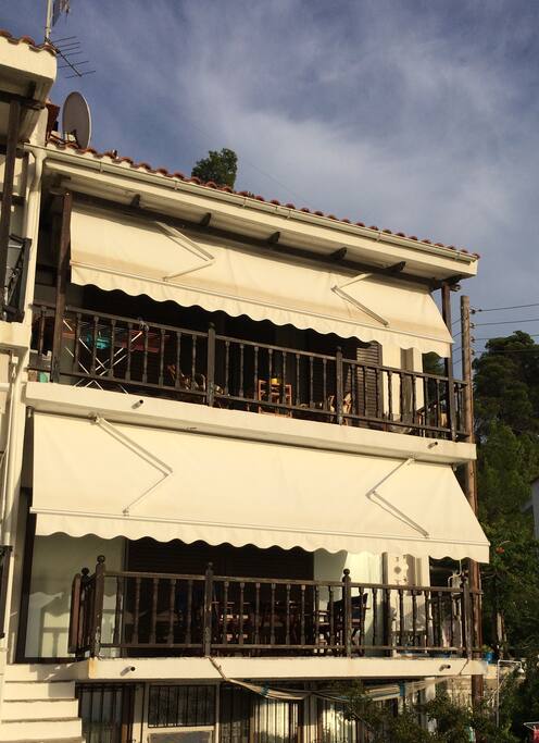 2 floors